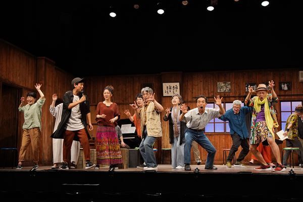 2.5次元の先を行く!? ラッパ屋最新作『2.8次元』に鈴木聡が込めた思い