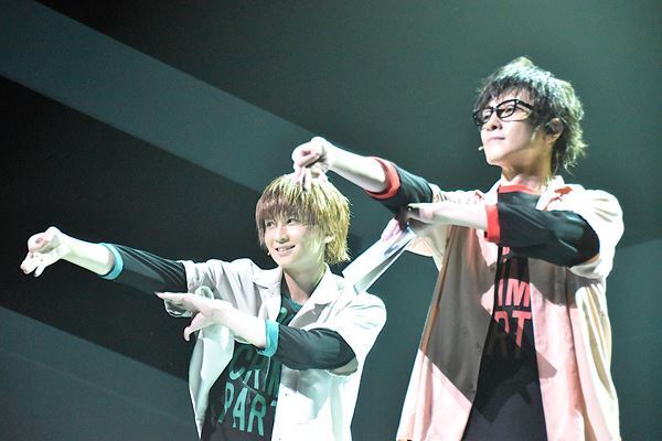 鈴木拡樹、荒牧慶彦ら登場人物の心情を“水”で表現。想像し得なかった新たな『バクマン。』が誕生