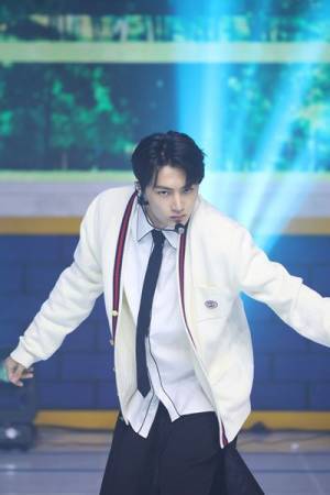 ENHYPEN、1st Studio Album『DIMENSION：DILEMMA』と抱負を語る「最も注目されるK-POPグループに」