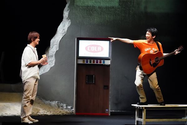 記憶喪失の青年がたどる世界を豊かに彩ったミュージカル『COLOR』上演中