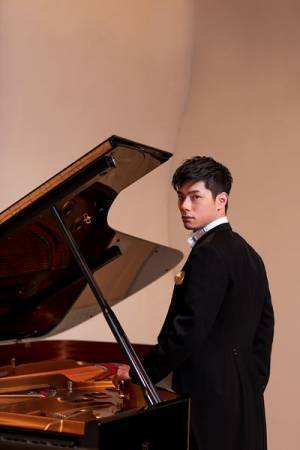 外山啓介が語る恒例のサントリーホール公演。「新しい可能性を自分で開いていく気持ちで」