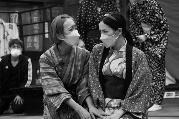 井上ひさしの“昭和庶民伝三部作”の第三作、こまつ座『雪やこんこん』12月17日より