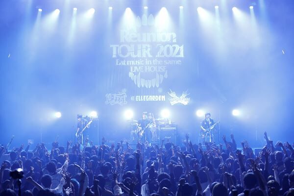 『Reunion TOUR 2021 ～Eat music in the same LIVE HOUSE～』2021年12月21日(火) 東京・Zepp Hanedaより 写真：三吉ツカサ（Showcase）