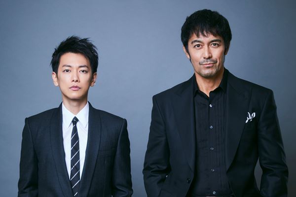 佐藤健×阿部寛の俳優論「いい俳優とは、目が離せなくなる人」