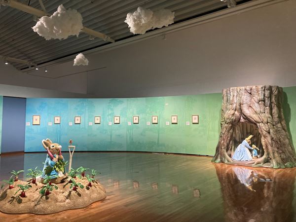 シリーズ第1作の彩色画全点を日本初公開　『出版120周年　ピーターラビット(TM)展』世田谷美術館で開幕