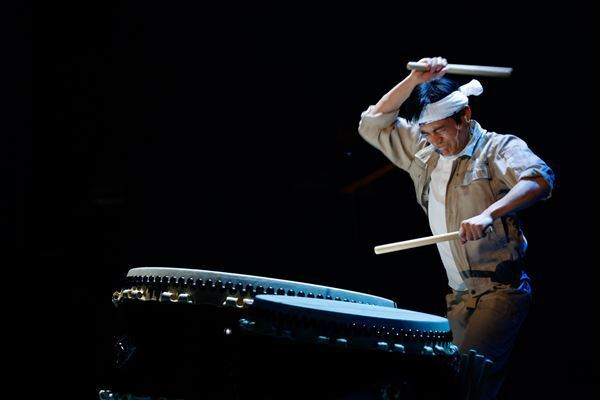 博多華丸「来るべき日が来た」 和太鼓＆タップダンスに挑戦する舞台『羽世保スウィングボーイズ』明治座公演にむけて