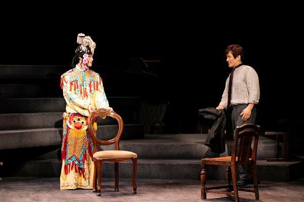 舞台『M.バタフライ』開幕　舞台挨拶に内野聖陽、岡本圭人、日澤雄介登壇「日々成長していけるように」