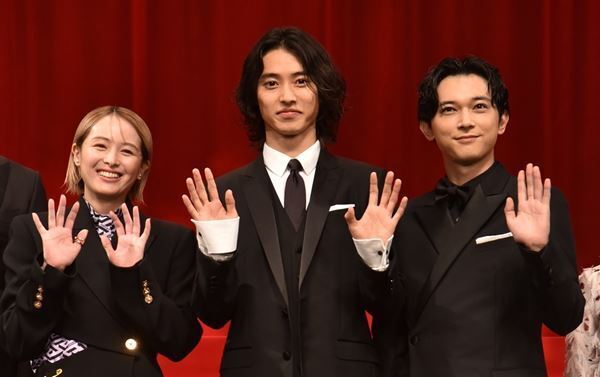 吉沢亮、“盟友”山崎賢人のアクション絶賛「全細胞を使っている！」「説得力すごかった」