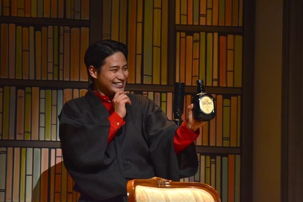桐山照史、Sexy Zone松島聡の一言に「キュンです！」　舞台『赤シャツ』開幕