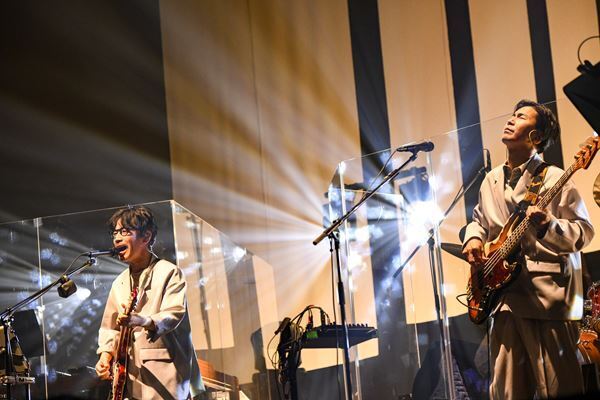 くるり、結成25周年記念ライブ『くるりの25回転』東京公演を配信決定