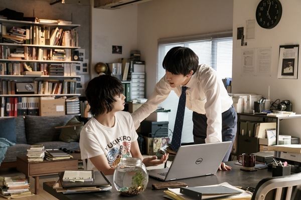映画『東京リベンジャーズ』杉野遥亮＆磯村勇斗インタビュー「北村匠海とタケミチが重なって見えた」