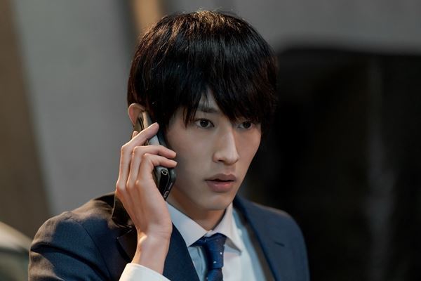 映画『東京リベンジャーズ』杉野遥亮＆磯村勇斗インタビュー「北村匠海とタケミチが重なって見えた」