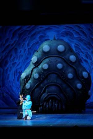 清々しくも最強のシスターフッド・ストーリー　「七月大歌舞伎」第三部『風の谷のナウシカ』