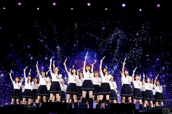 乃木坂46の10周年バースデーライブに14万人が熱狂　生駒里奈、西野七瀬、白石麻衣らOGメンバーもサプライズ登場