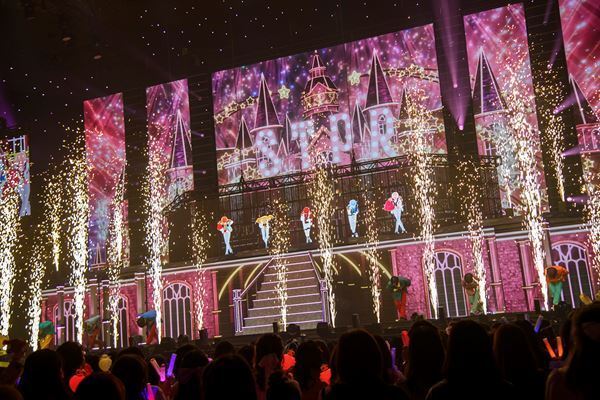 すとぷり、新たな挑戦となった有観客バーチャルライブ『Strawberry Party!! in 日本武道館』オフィシャルレポート