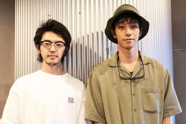 yonawo(左・荒谷翔大、右・ 野元喬文）) Photo：吉田圭子