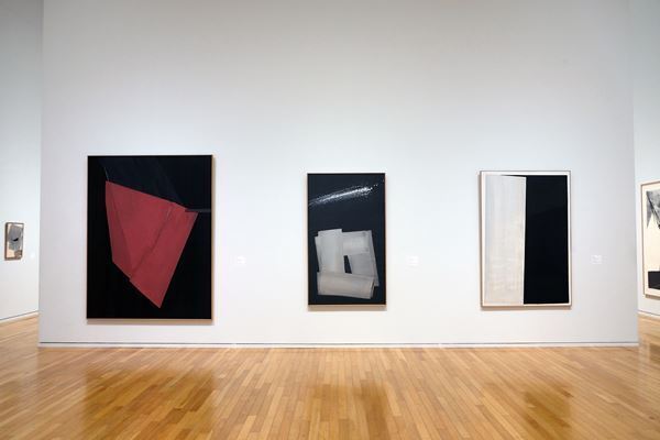 書からスタートし、独自の抽象表現へ　約70年の活動の全貌を展観する『篠田桃江展』東京オペラシティアートギャラリーにて開催中