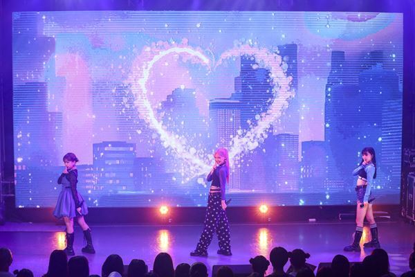 iScream「自分達のパフォーマンスを日本中・世界中に届けたい」 初のワンマン『i2022』オフィシャルレポート