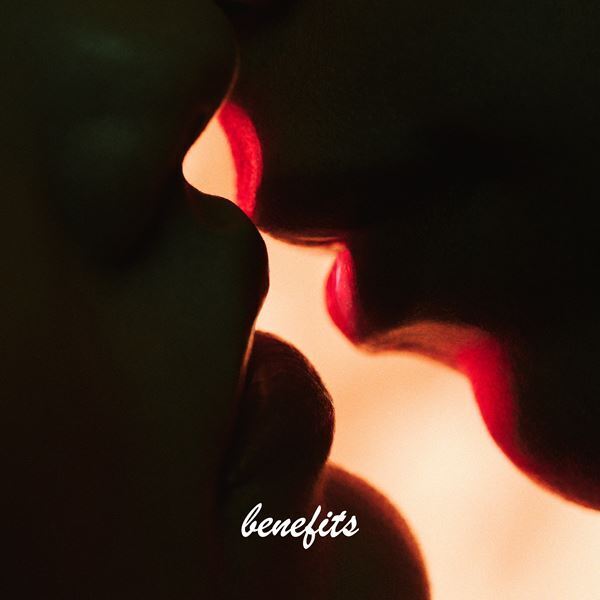 Vaundy、新曲「benefits」6月12日配信リリース　ティザー映像公開