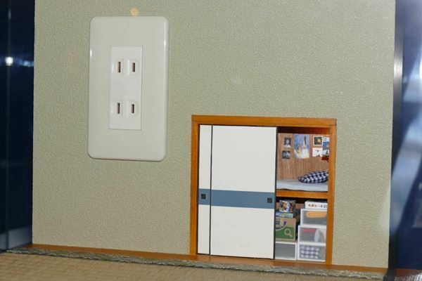 超リアルなミニチュアで話題沸騰のMozu　初の個展『Mozu アートワーク -ちいさなひみつのせかい-』が東京で開催