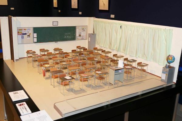 超リアルなミニチュアで話題沸騰のMozu　初の個展『Mozu アートワーク -ちいさなひみつのせかい-』が東京で開催