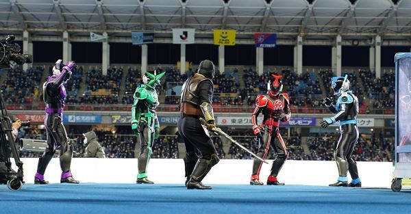 純烈、川崎フロンターレ開幕戦で始球式＆ハーフタイムショーに登場