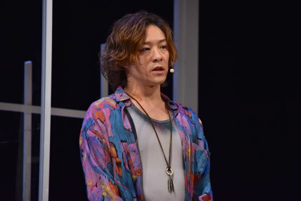 平間壮一、誕生日に初日開幕　小関裕太と共演の日本初演ミュージカル『The View Upstairs』