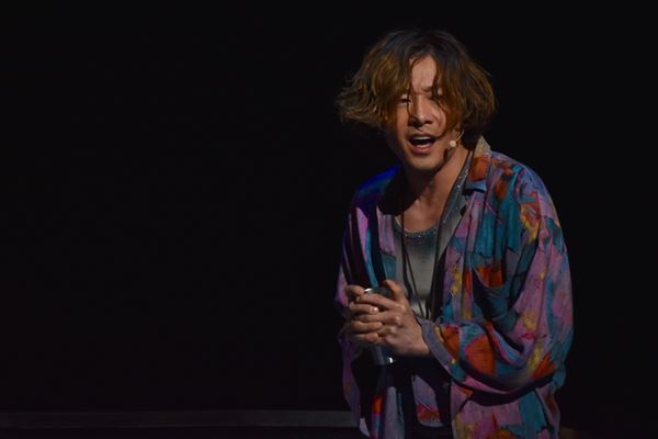 平間壮一、誕生日に初日開幕　小関裕太と共演の日本初演ミュージカル『The View Upstairs』