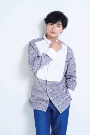 瀬戸康史、初めての育休に翻弄される新米パパ役に。「33歳になり父親役も似合うようになりました」