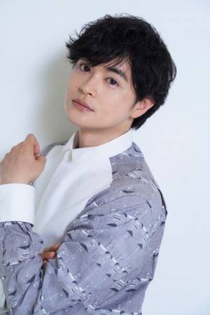 瀬戸康史、初めての育休に翻弄される新米パパ役に。「33歳になり父親役も似合うようになりました」