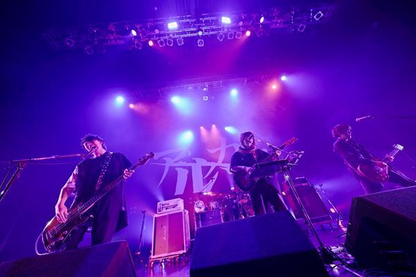 Zepp Tokyoラスト3Daysオフィシャルレポ、年末恒例『GT』復活でフレデリック、アルカラ、BIGMAMAら競演