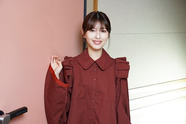 浜辺美波が音声ガイドに初挑戦！「『ゴッホ展』の魅力を伝えるだけでなく、自分でも何かを掴みたい」