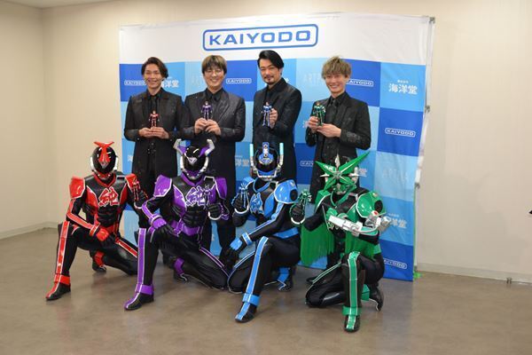 純烈、『ワンフェス』で純烈ジャーとのスペシャルステージが実現