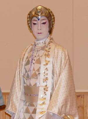 “米吉ナウシカ”「楽しむ気持ちを忘れず」と抱負　菊之助から役作りの助言も