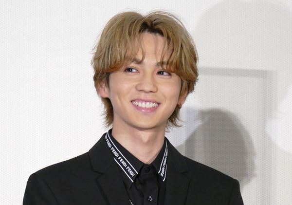 吉野北人、初主演作『私モテ』舞台挨拶に駆けつけたファンに感謝の意