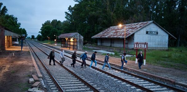 【おとな向け映画ガイド】志村けんから沢田研二へ『キネマの神様』、金と夢を取り戻せ！『明日に向かって笑え！』をご紹介。