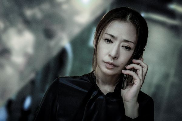 「撮影期間はとても素晴らしい時間でした」　『連続ドラマW 邪神の天秤 公安分析班』に松雪泰子が出演