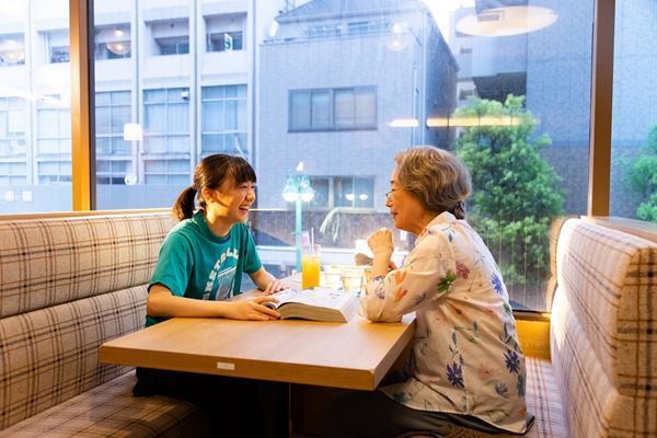 映画『メタモルフォーゼの縁側』芦田愛菜×高橋恭平（なにわ男子）インタビュー「幼なじみって不思議な関係ですよね」