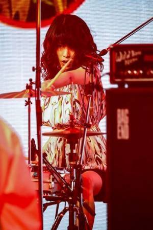 【ゲスの極み乙女。】初の生配信ライブレポ！　アリーナで趣向を凝らした大忘年会！