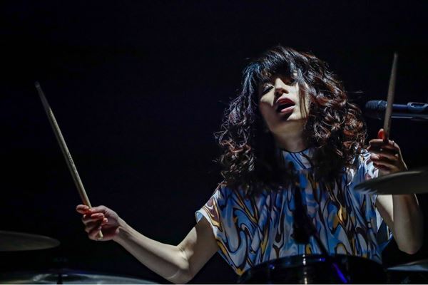 【ゲスの極み乙女。】初の生配信ライブレポ！　アリーナで趣向を凝らした大忘年会！