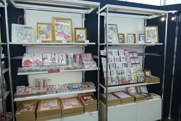 『誕生50周年記念 ベルサイユのばら展ーベルばらは永遠にー』華麗に開幕！　美しくも激しい“ベルばら”の歴史と世界観を堪能