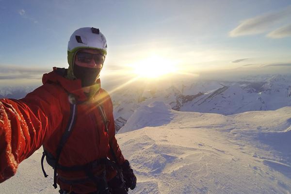 彼らはなぜ“無名の天才クライマー”に魅了されたのか？【映画『アルピニスト』監督インタビュー】