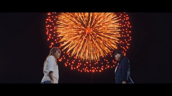 NGT48、大迫力の“尺玉”を打ち上げて撮影した「ポンコツな君が好きだ」MV公開