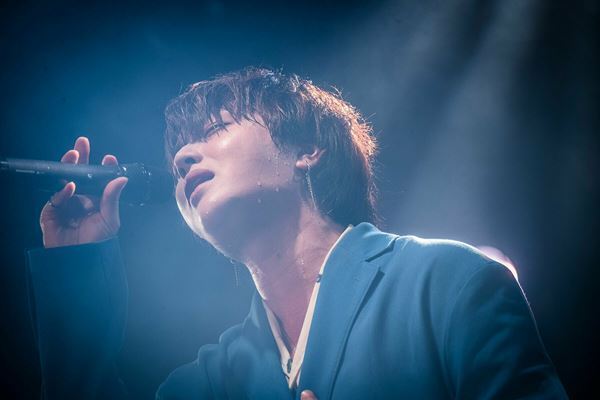 IVVY　新体制でのツアーファイナル公演レポート「こうしてライブができることが本当に幸せ」