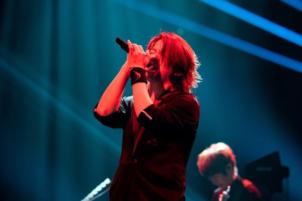 GLAY、メジャーデビュー通算1000公演目を達成　スペシャルライブ『We♡Happy Swing～ Vol.3』オフィシャルレポ