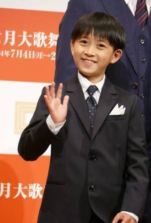 市川海老蔵「七月大歌舞伎」で市川ぼたん、堀越勸玄と親子共演　歌舞伎座本興行では初めて