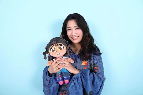 「ミラベルは分身のような存在」斎藤瑠希が語るディズニー最新作『ミラベルと魔法だらけの家』