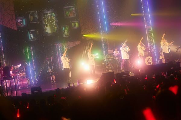 天月-あまつき-「目を合わせて、歌を届けられるライブが大好きです」『天月-あまつき-Winter Tour2021-2022「Star trail〜夢で見た景色〜」』ライブレポ―ト