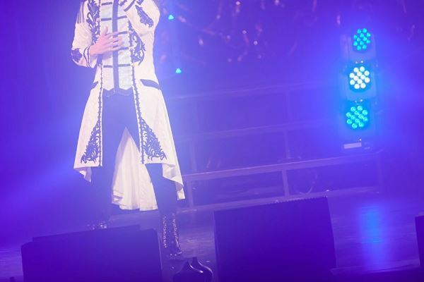 天月-あまつき-「目を合わせて、歌を届けられるライブが大好きです」『天月-あまつき-Winter Tour2021-2022「Star trail〜夢で見た景色〜」』ライブレポ―ト