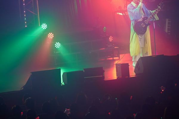 天月-あまつき-「目を合わせて、歌を届けられるライブが大好きです」『天月-あまつき-Winter Tour2021-2022「Star trail〜夢で見た景色〜」』ライブレポ―ト